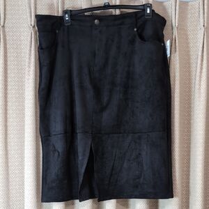 NWT Women's Size 24 Falls Creek Black Faux Suede Skirt With Pockets